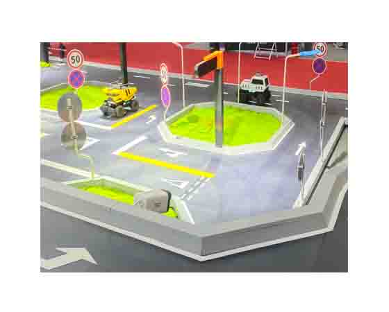 可移動式車路協(xié)同實訓平臺